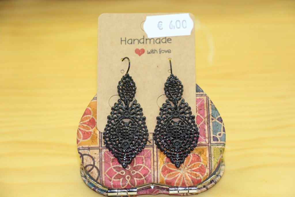 Brincos Pendentes em Filigrana Preta