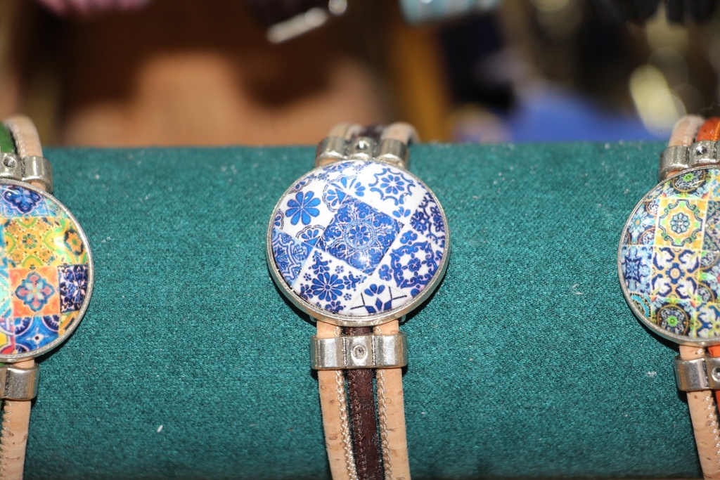 Pulseira de Cortiça com Cabochão – Padrão Azulejo Português