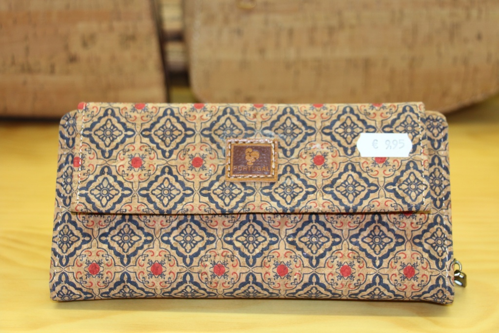 Carteira Grande em Cortiça – Padrão Azulejo Clássico e Galo de Barcelos