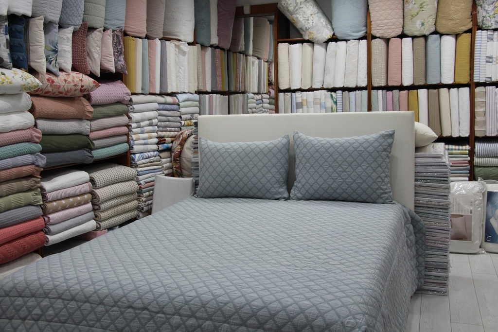 Conjunto de Colcha de Verão e Fronhas de Almofada em Cinzento Glaciar