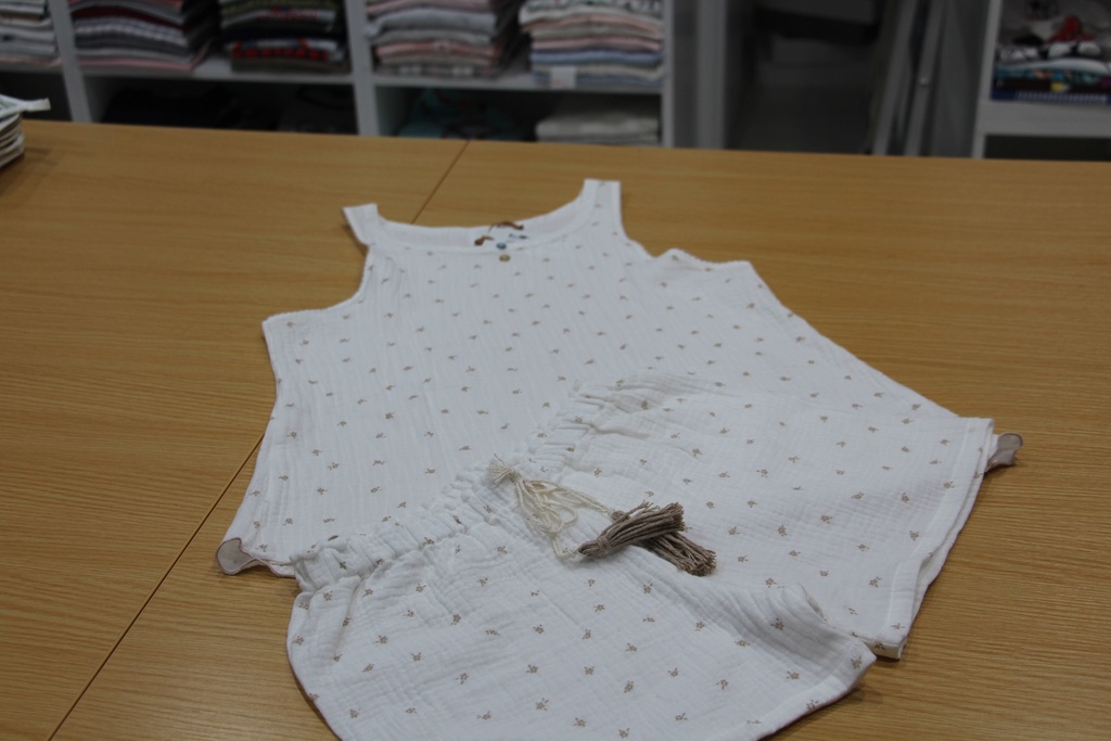 Pijama Curto em Gaze de Algodão com Padrão de Estrelas