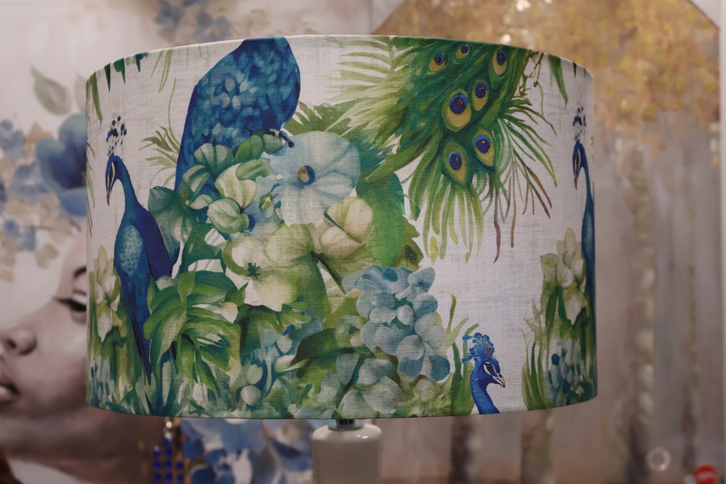 Abajur Cilíndrico com Padrão Botânico de Samambaias Verde e Creme