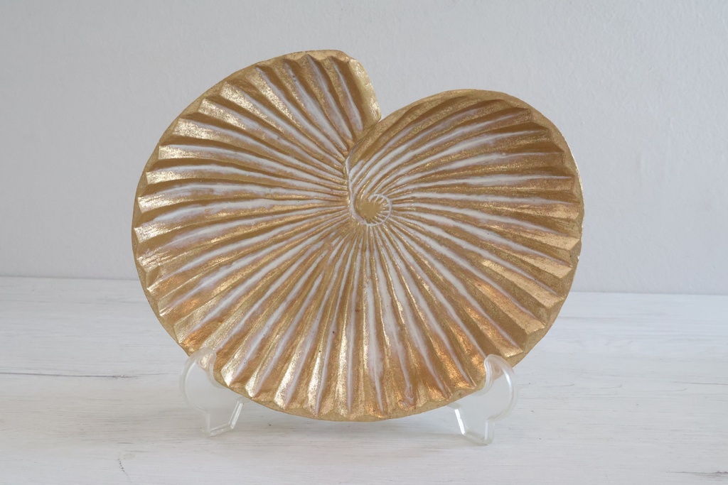 Prato Texturizado Decorativo Dourado