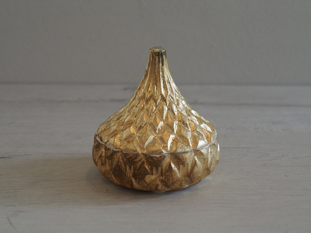 Caixa Decorativa "Gota de Ouro"