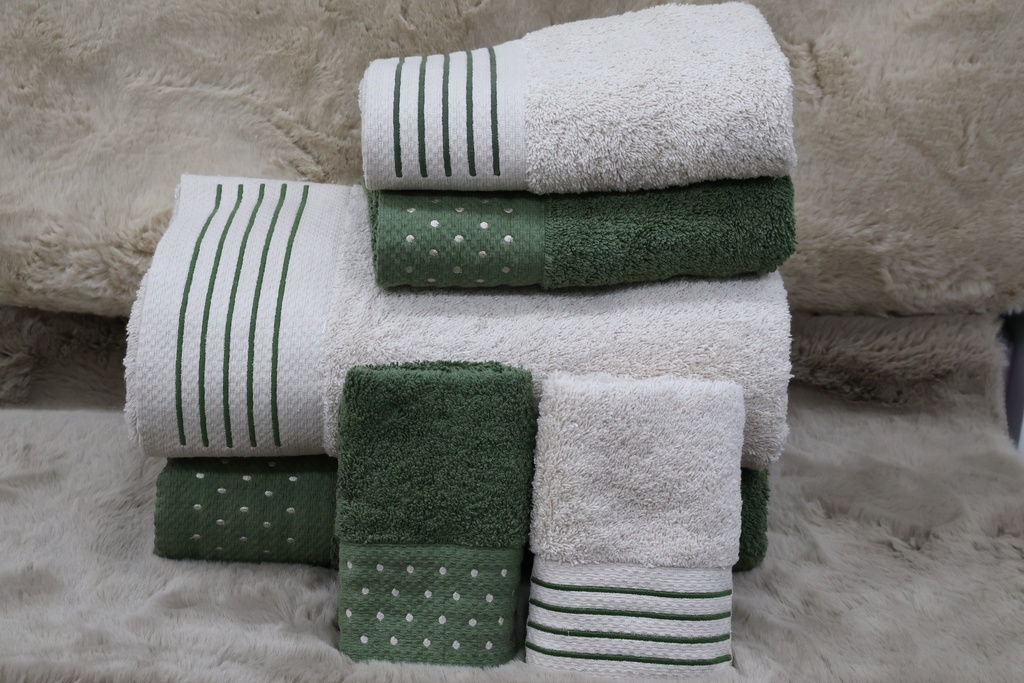 Conjunto de 6 Toalhas de Banho – Verde Musgo e Pérola com Design Geométrico