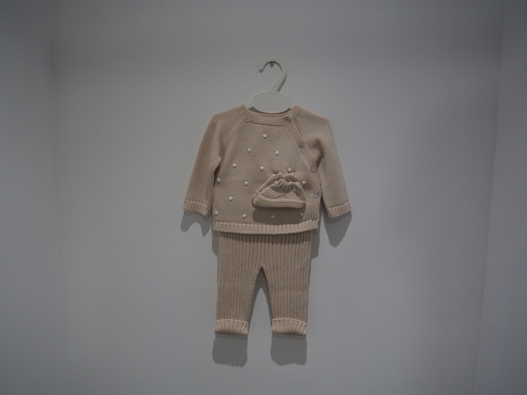 Conjunto de Malha para Bebé Bege com Botinhas e Gorro