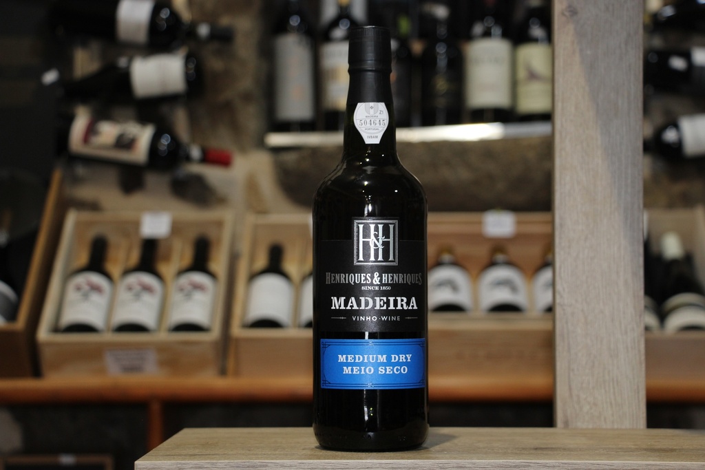 Vinho da Madeira Meio Seco da Henriques & Henriques