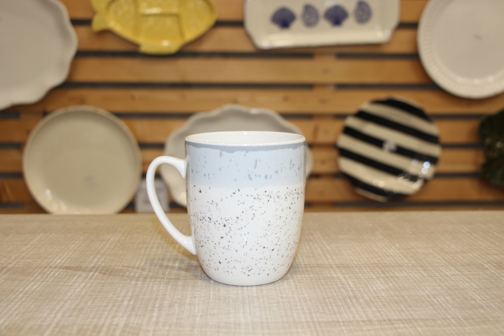 Caneca de Porcelana - "Salpicada" com faixa cinza