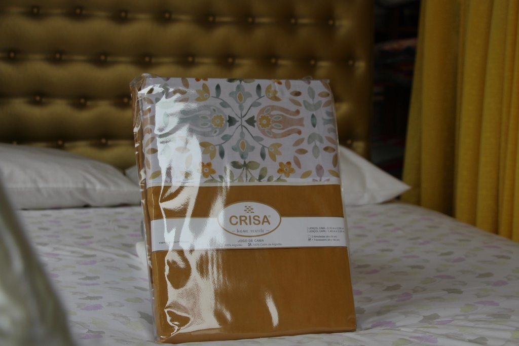 Jogo de Cama CRISA Mostarda com Padrão Floral Simétrico