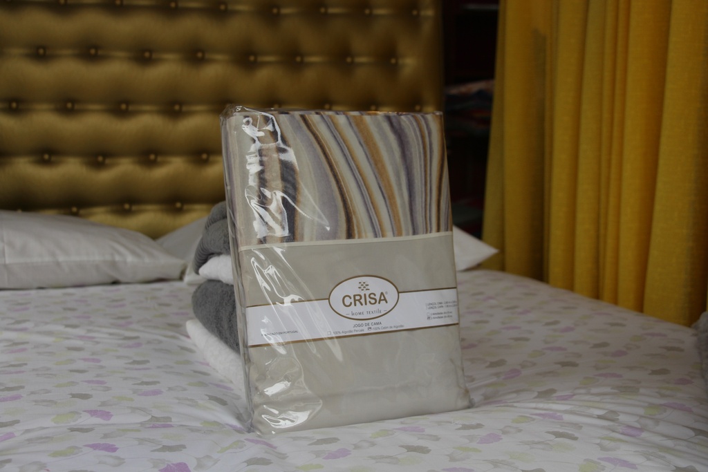 Jogo de Cama CRISA Bege com Padrão Marmoreado Abstrato