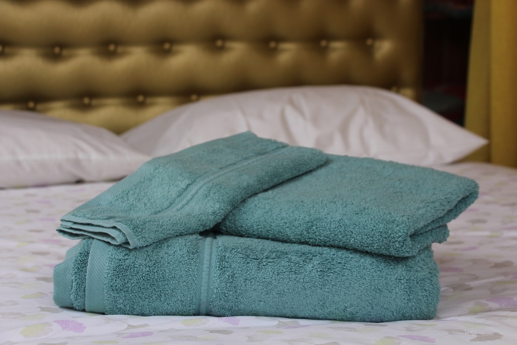 Jogo de Toalhas de Banho Verde Água com Barra Clássica