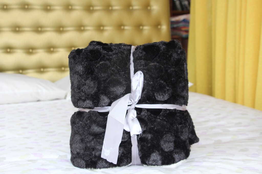 Manta Texturizada Preta