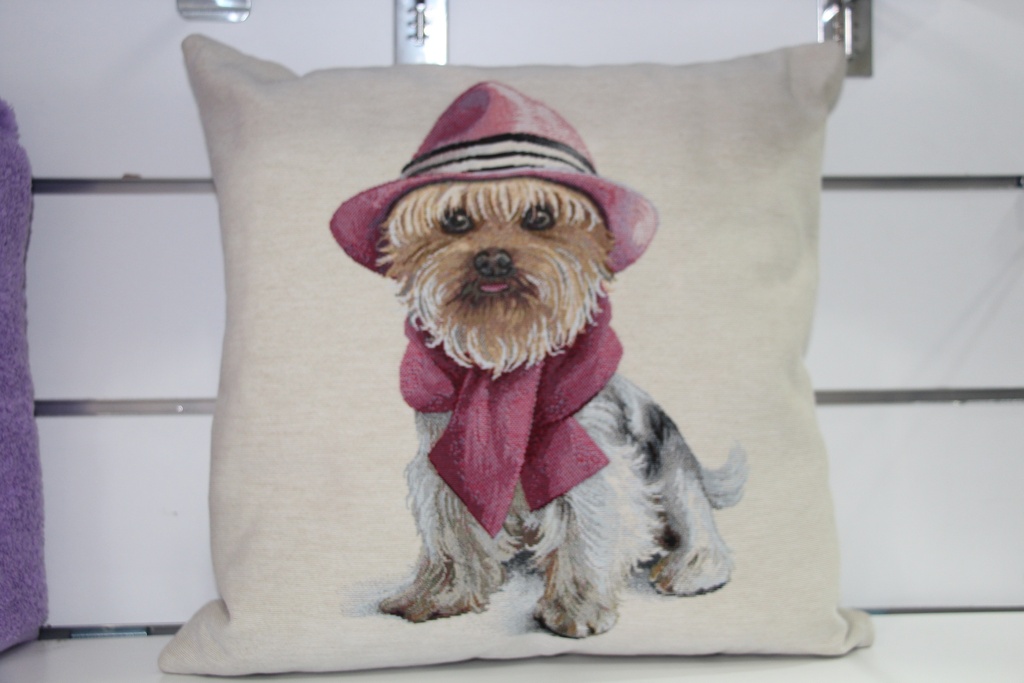 Almofada Decorativa Bege com Ilustração de Cão Yorkshire