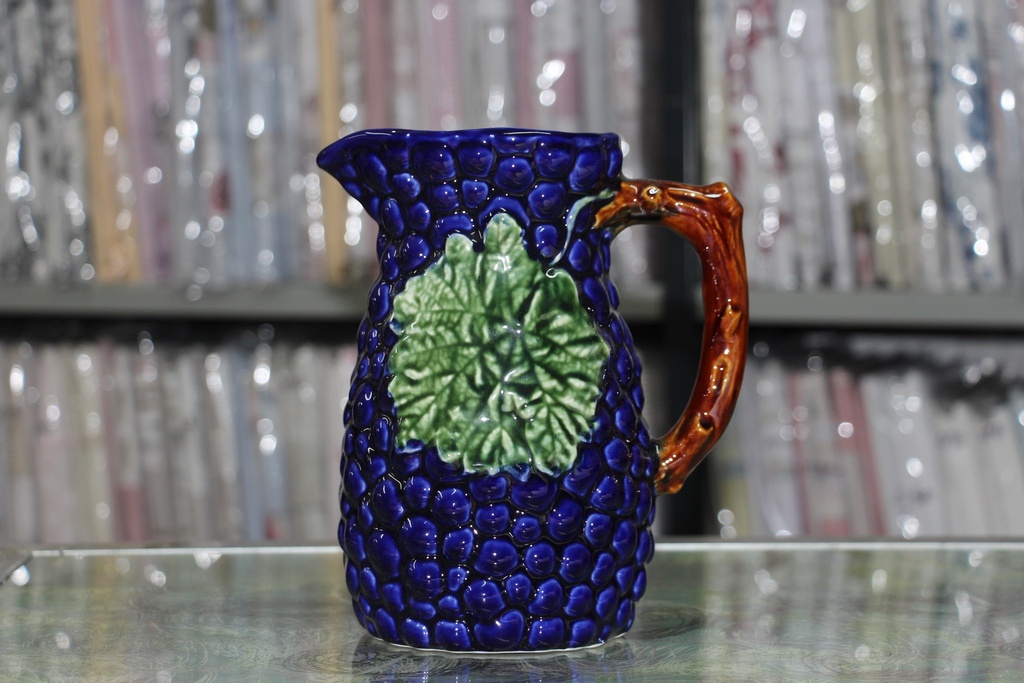 Jarro de Cerâmica em Formato de Cacho de Uvas – Azul Cobalto