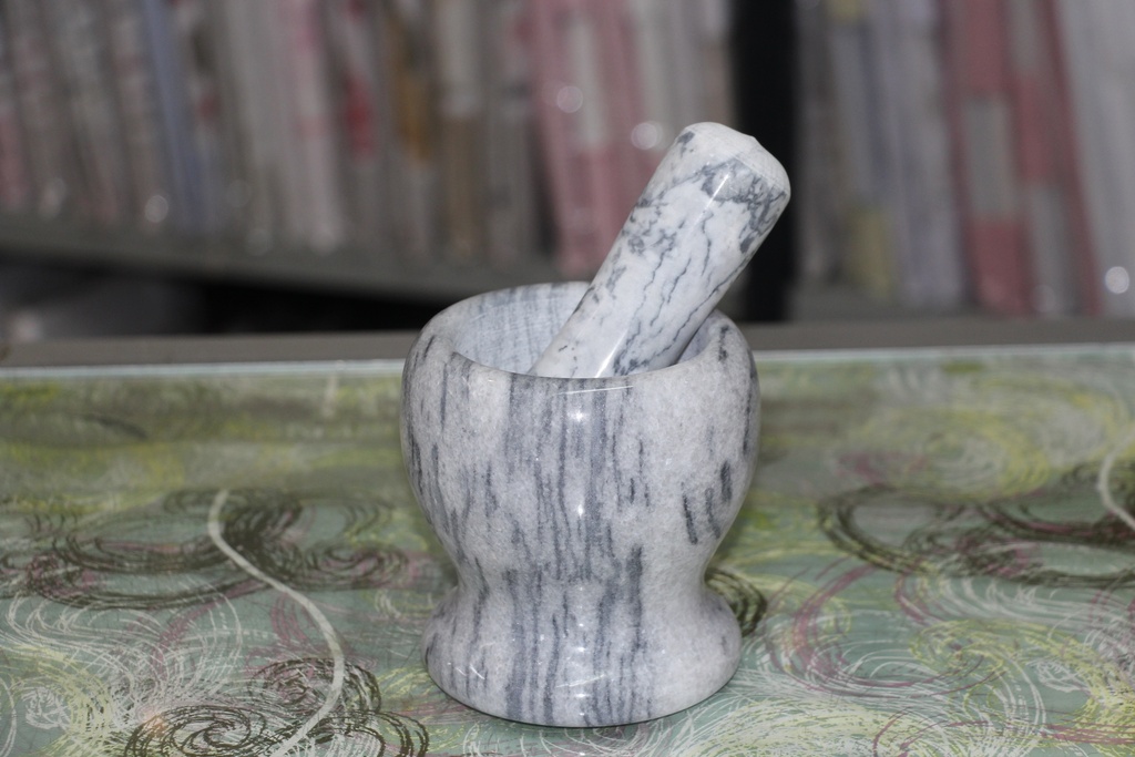 Almofariz com Pilão em Pedra Natural Marmoreada – Cinza Claro