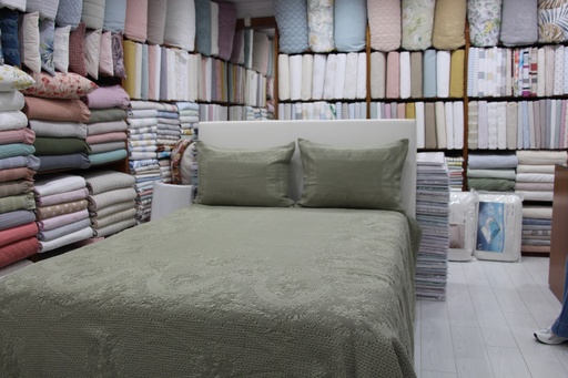 Conjunto de Colcha de Verão e Fronhas de Almofada em Verde Seco