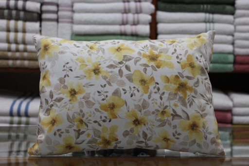 Almofada Decorativa Retangular com Padrão Floral em Amarelo e Bege