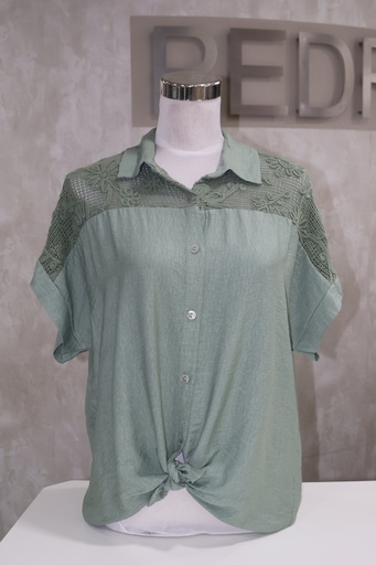 Blusa Romantic Mint: Detalhes em Renda & Nó Frontal