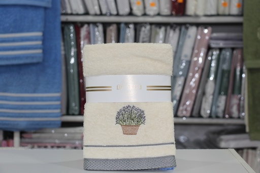Toalha de Felpo Creme com Bordado de Vaso de Lavanda